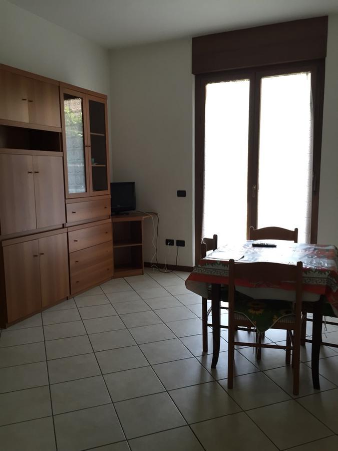 Casa Regina Διαμέρισμα Ντεζεντσάνο ντελ Γκάρντα Εξωτερικό φωτογραφία